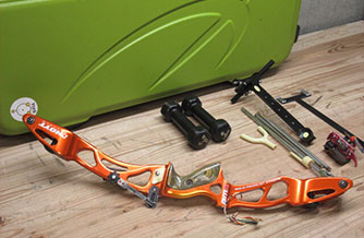 HOYT GMX H25 RH GOLD MEDALIST XTREME