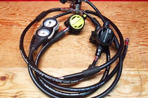 ATOMIC AQUATICS T3＆Ti2とTUSA ゲージ