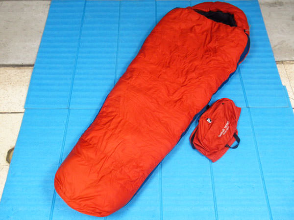 ISUKA イスカ Denali デナリ 1500 寝袋 シュラフ Thumbnail