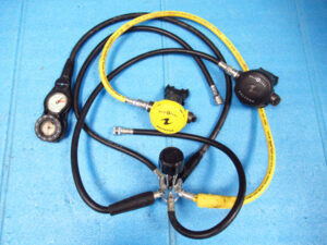 AQUALUNG アクアラング レギュレータ EN250 USA 3300 PSI CALYPSO OCTOPUS  コンパス 3連ゲージ