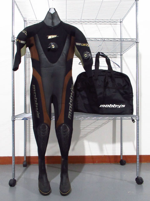 mobbys モビーズ ドライスーツ 着丈約151cm シューズサイズ 25cm 厚み約4㎜ ダイビング 収納バッグ Thumbnail