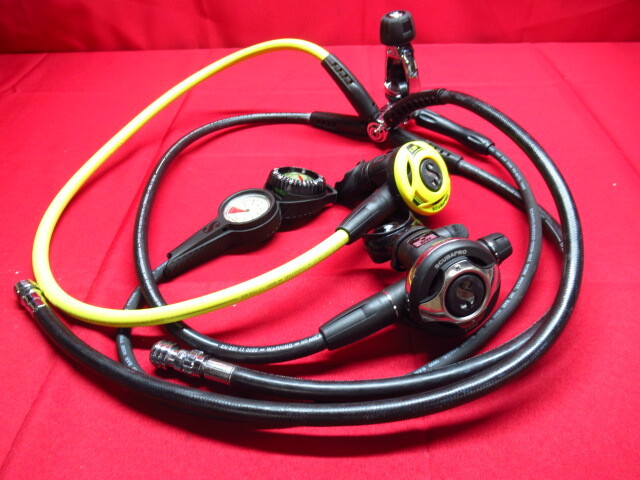 SCUBAPRO スキューバプロ レギュレーター S600 オクトパス S360 ゲージ ダイビング Thumbnail