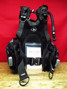 5本使用 AQUALUNG アクアラング Axiom アクシオム WRAPTURE Men BCジャケット SMサイズ メンズ ダイビング 重機材